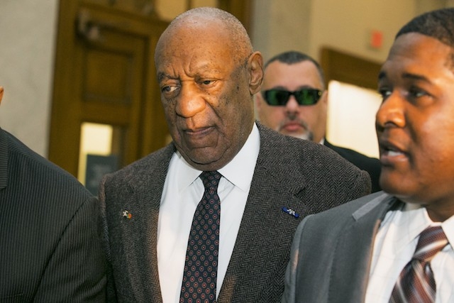  Cosby apologised after assaulting: victim s mother 