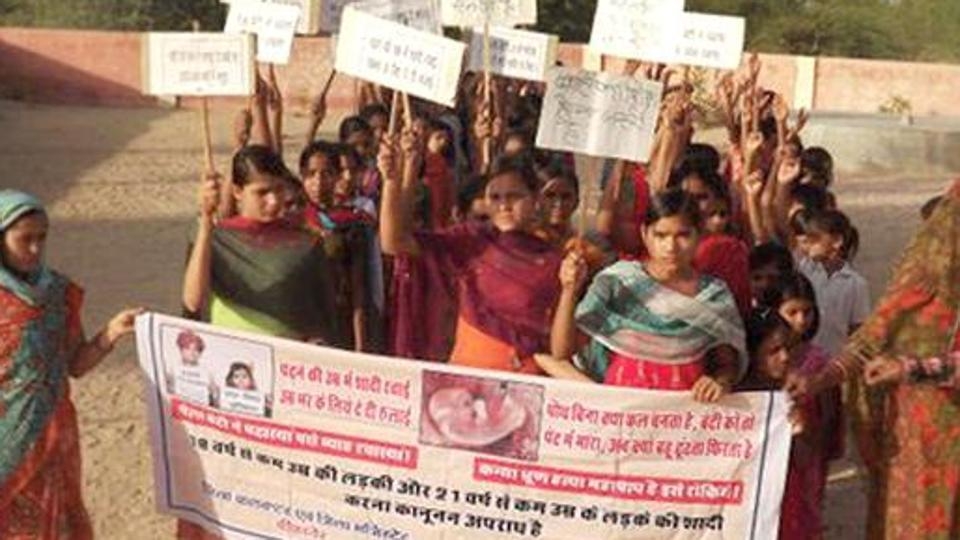  Child marriages - especially of girls - rise in urban India, decline in rural 