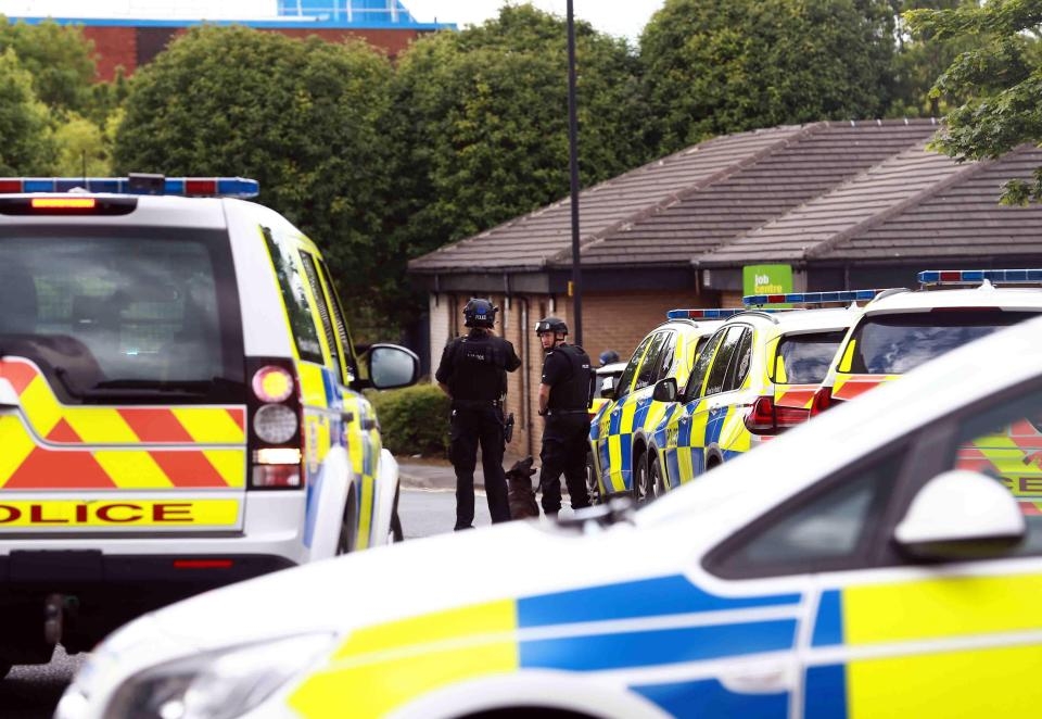  Hostage situation underway at UK job centre (Lead) 