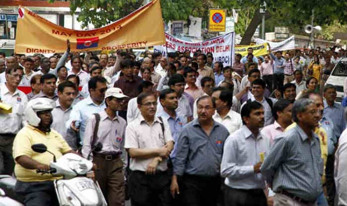  Mixed response to shutdown call in Karnataka 