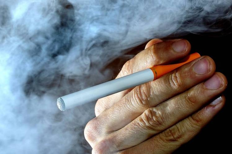  E-cigarettes may be as harmful as smoking 
