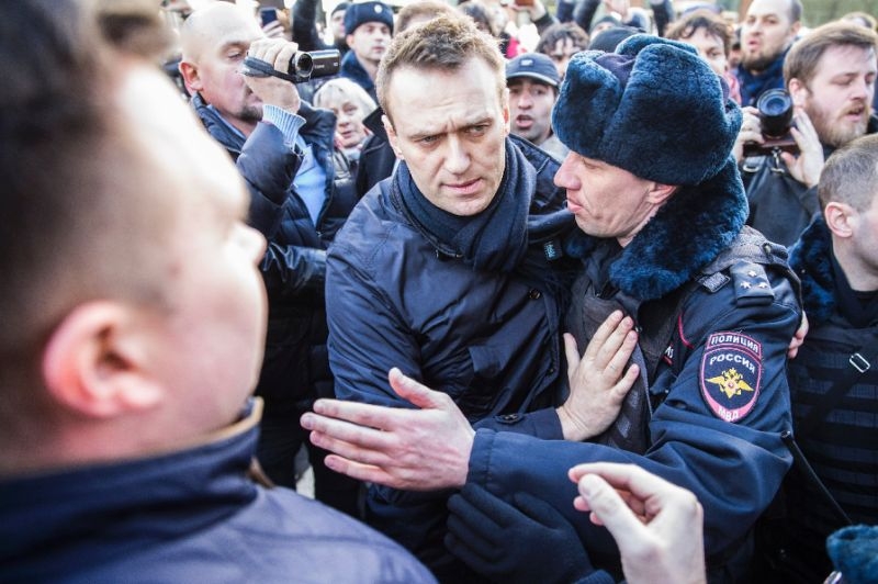  Russian opposition leader, 250 protestors arrested amid mass rallies (Second Lead) 