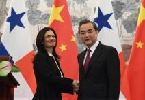  Taiwan slams Panama for establishing ties with China 
