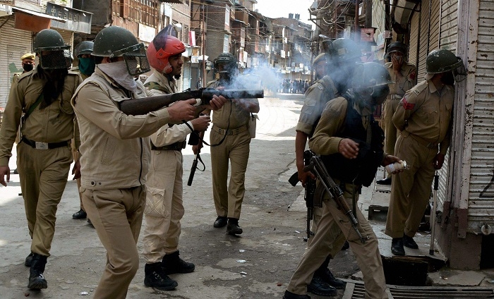  Policeman injured in Srinagar militant attack dies 
