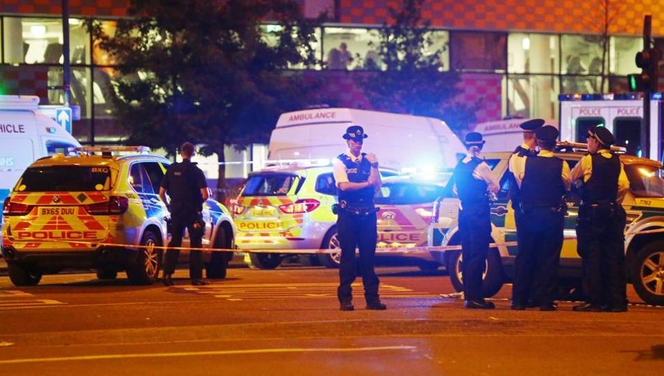  Several dead in London mosque attack (Lead) 