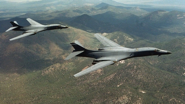  US to send two bombers to Korean peninsula 