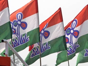  Two Congress MLAs in Bengal join Trinamool 