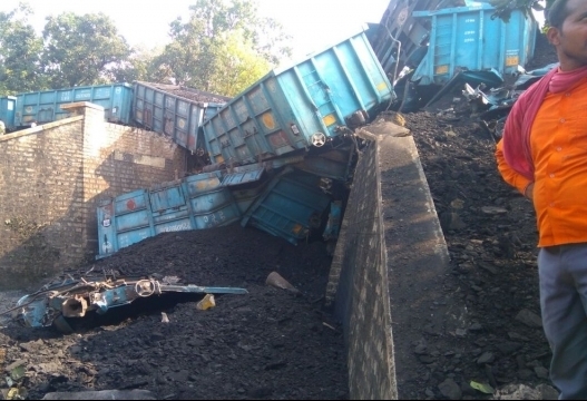  Goods train derails near Agra, rail traffic hit 