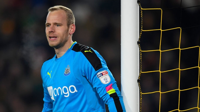  Newcastle goalkeeper Sels joins Anderlecht on season-long loan 