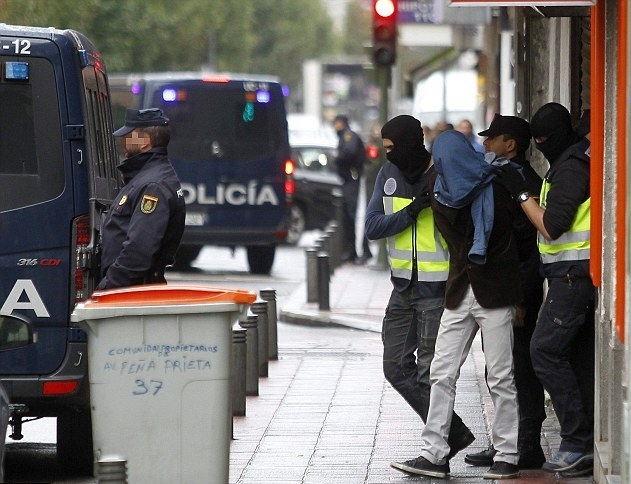  4 IS-linked suspects arrested in Morocco (Lead) 