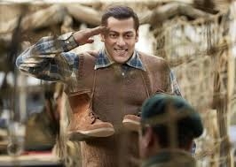  B-Town goes gaga over Salman s  Tubelight  