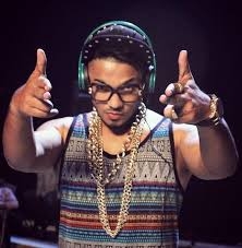  Nowadays people fall in love with profile pictures: Raftaar 