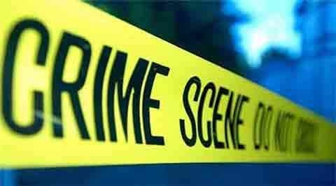  Three liquor smugglers held, red-beacon car seized 