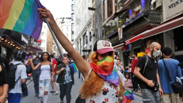  Istanbul bans LGBT Pride march 