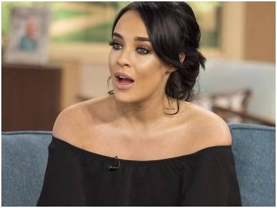  Stephanie Davis calls police over leaked sex tape 