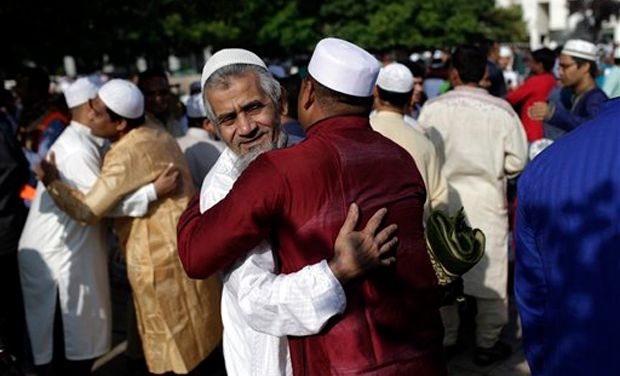  Eid-ul-Fitr to be celebrated in Telangana, Andhra on Monday 