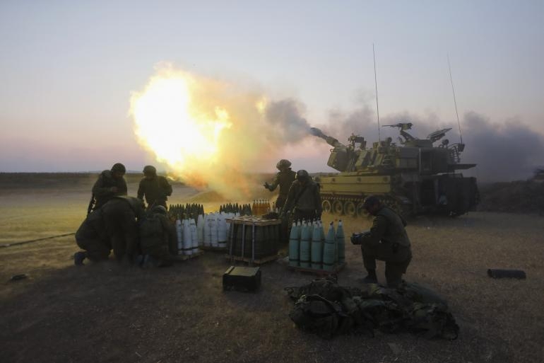  Israel bombards Hamas positions in Gaza 