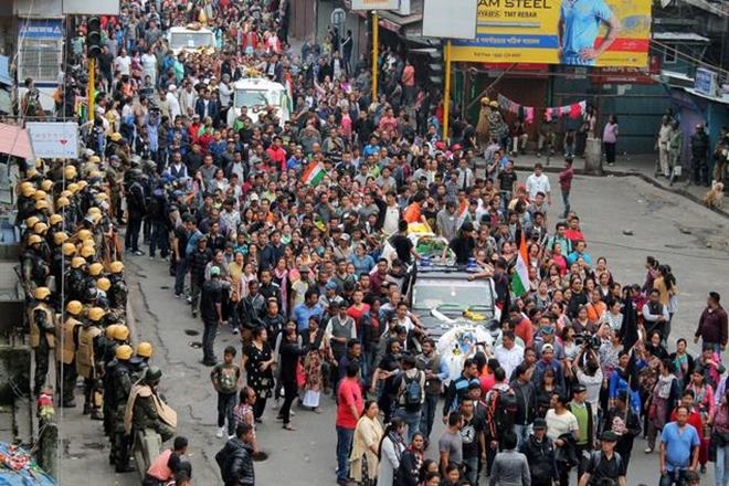  GJM rallies Gorkha kids on Darjeeling streets, sporadic violence reported (Lead) 
