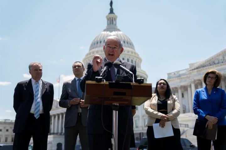   Republican healthcare bill death sentence for Hispanics  