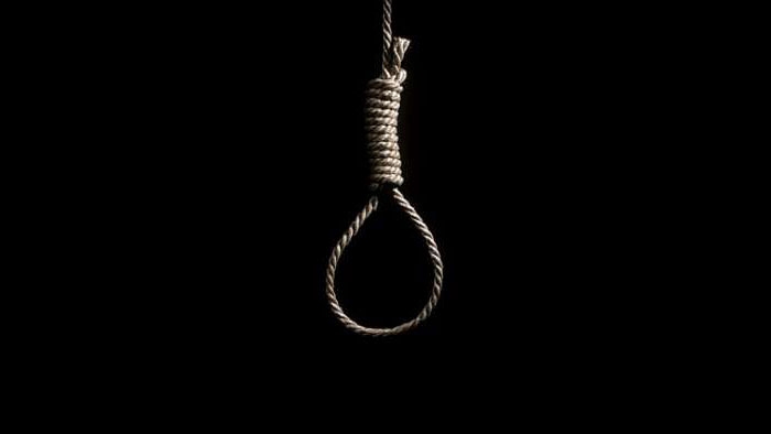  Scolded for failing exam, teenager commits suicide 