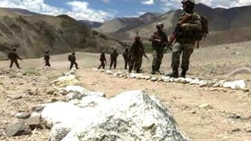  China raises decibel over border stand off 