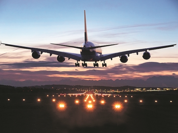  India reclaims top rank in domestic air passenger traffic (Lead) 