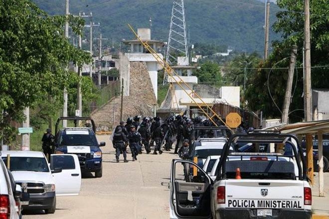  28 killed in Mexico prison riot 