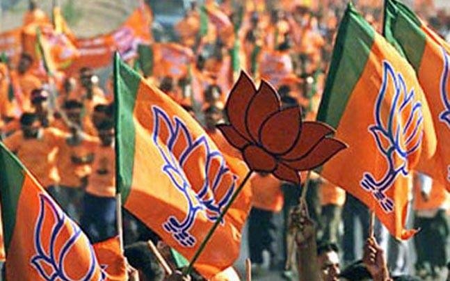 BJP accuses Trinamool of killing one of its workers in Bengal 