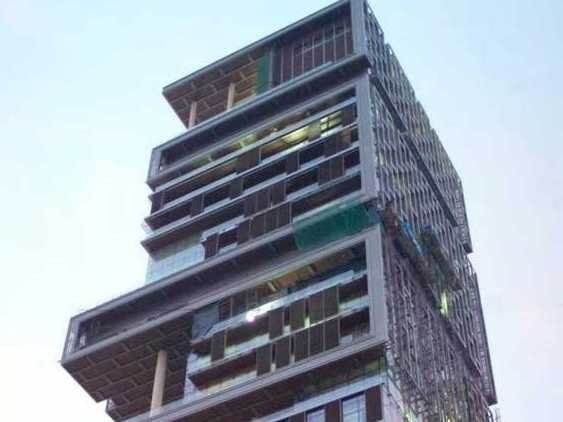  Minor blaze in terrace garden of Mukesh Ambani s  Antilla  home (Lead) (With Images) 