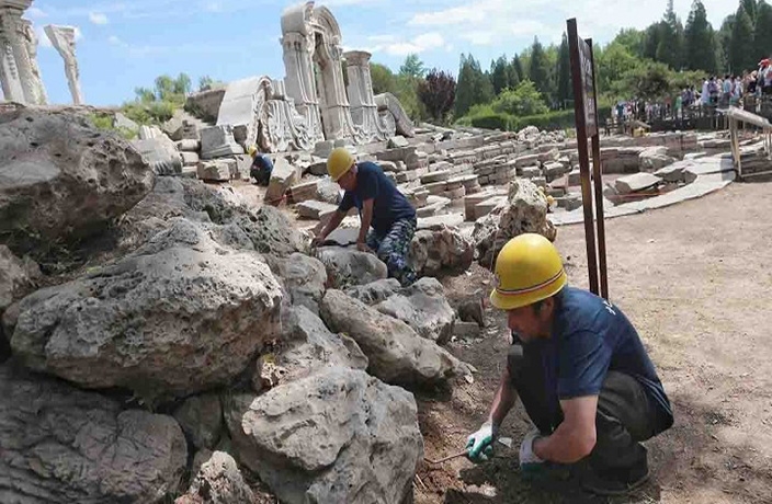  Over 50,000 items unearthed in Beijing s Summer Palace 