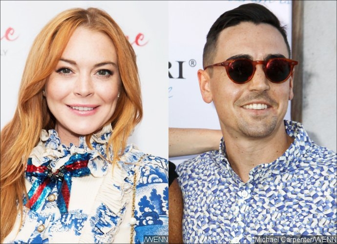  Did Lindsay skip brother s wedding for secret project? 