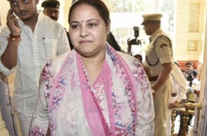  ED grills Lalu s son-in-law in money laundering case (Lead) 