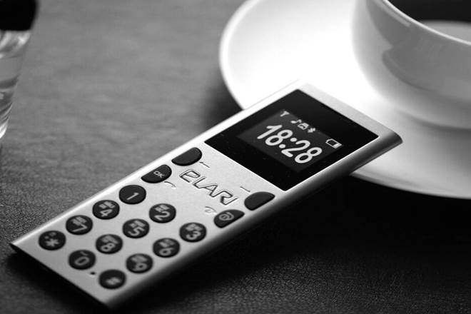  World s smallest Elari GSM phone now in India 