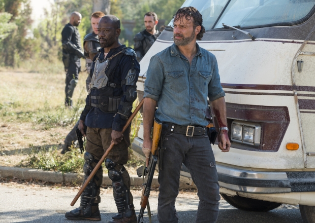   Walking Dead  shuts down production after stuntman injured 
