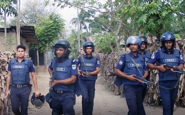  Bangladesh force raids terrorist hideout 
