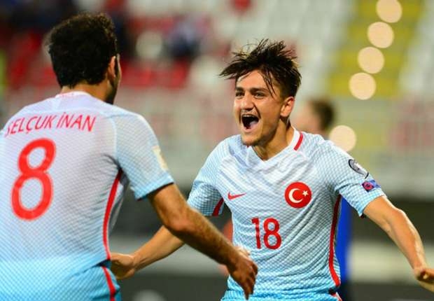  Roma sign Turkish attacking midfielder Cengiz Under 