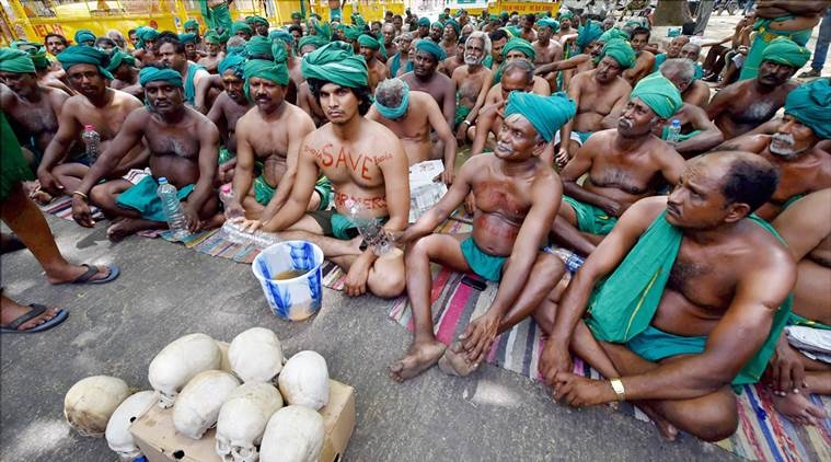  TN farmers protest in Delhi, again 