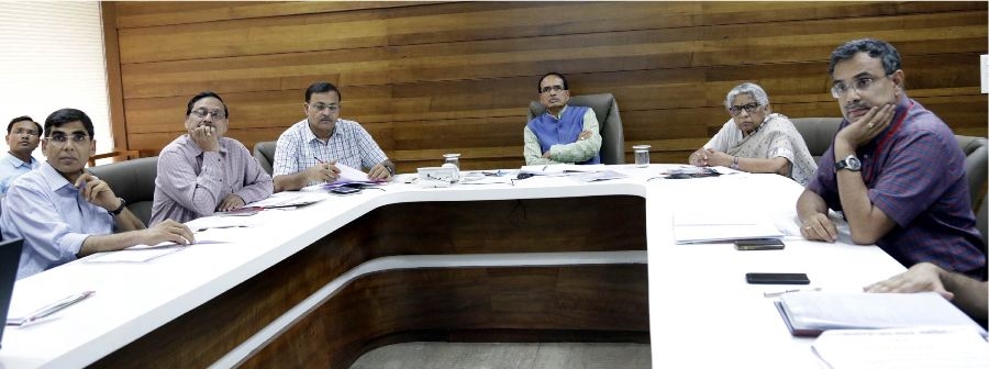 Pay Special Attention on Quality in Rural Water Supply Schemes: CM Chouhan