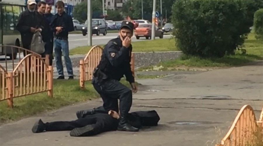  8 injured in Russia knife attack 