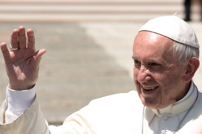  God never abandons us, says Pope 