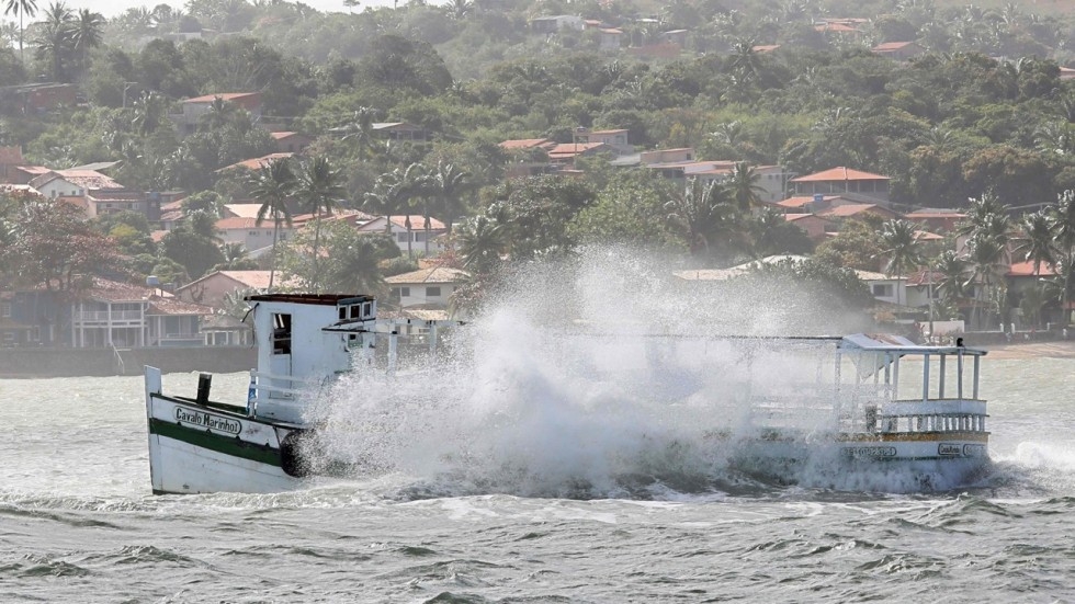  39 people drown in 2 Brazil ferry wrecks 