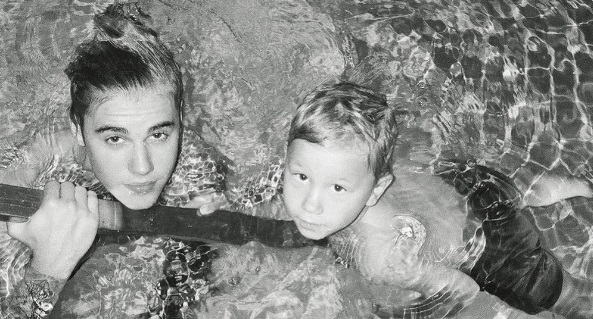 Congratulations Justin! Justin Bieber in “Club 100 Million” with 100 Million followers on twitter! 