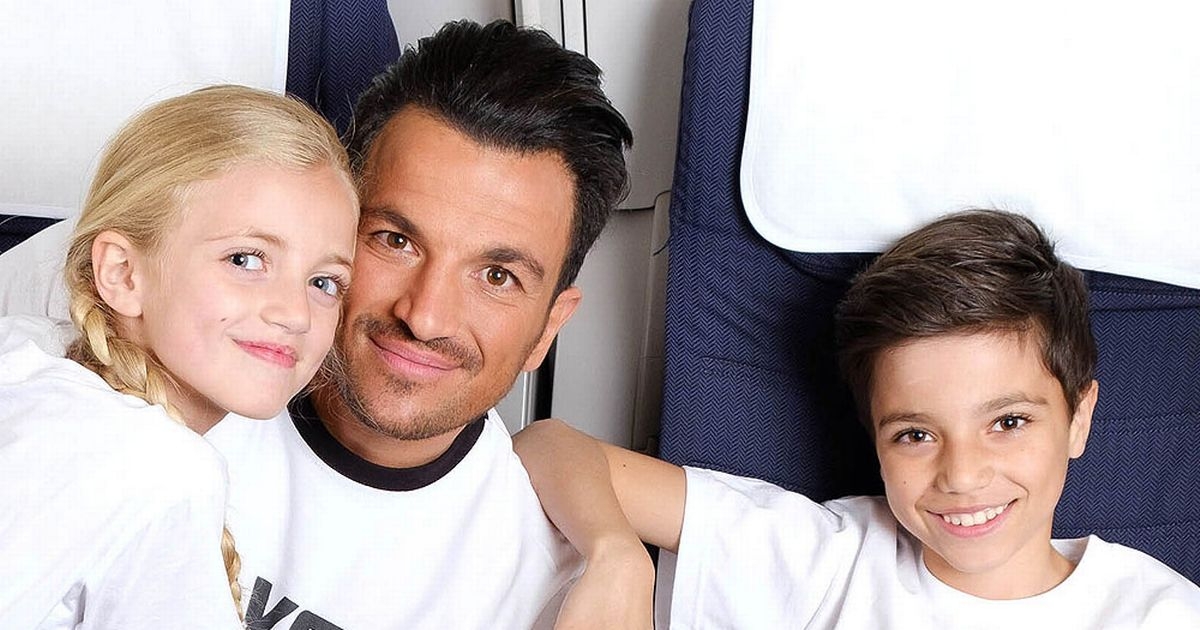  Peter Andre s children consider his wife as  big sister  