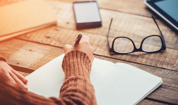  Write about your feelings to cool brain on stressful tasks 