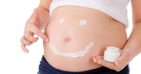  Avoid make-up products, anti-acne creams during pregnancy 